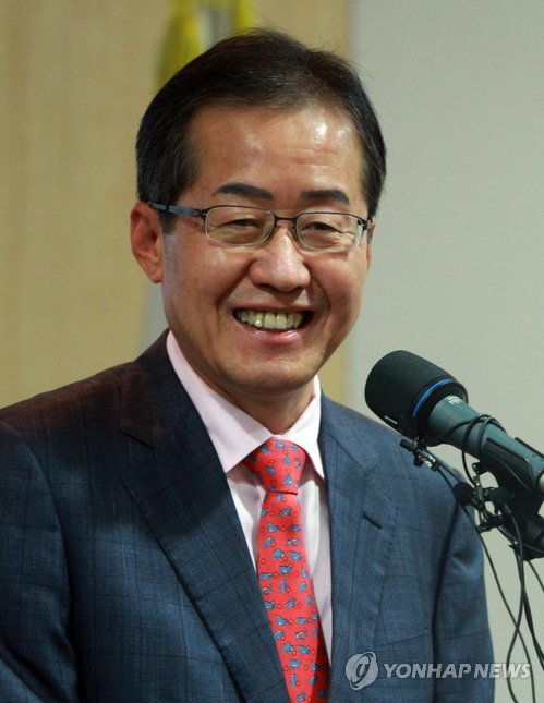 한때 리틀노무현이었던 김두관이 몇년째 욕먹는 이유 | 인스티즈