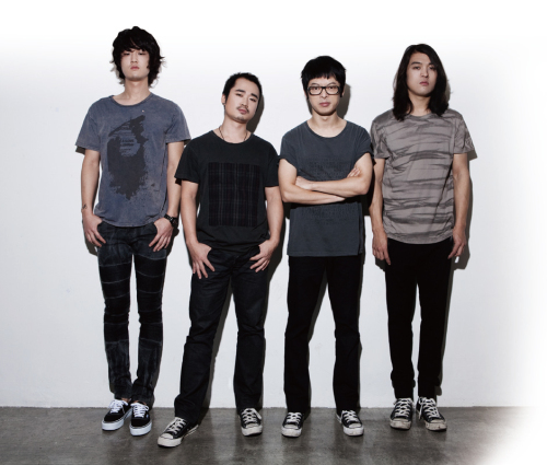 ‘괴물’이라 불려도 좋을 밴드, 국카스텐