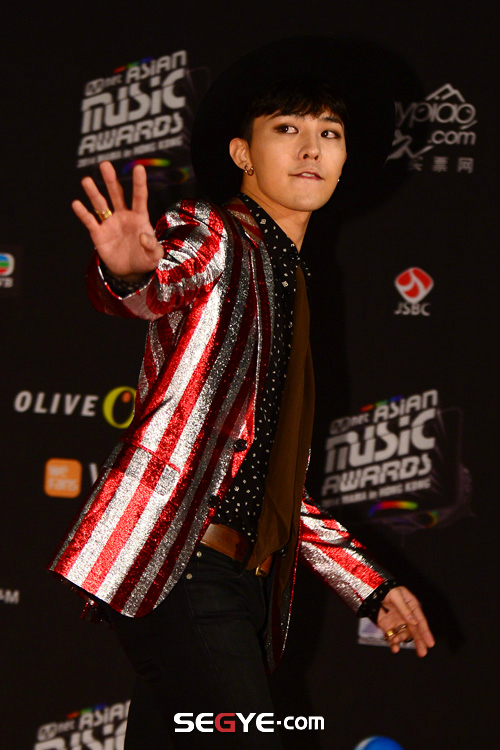 현실적인 대학교 평균 남/녀 과탑외모.jpg | 인스티즈