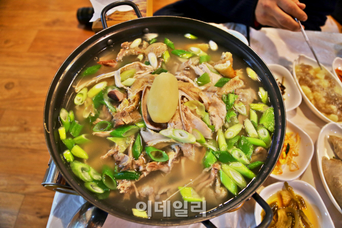 명품동막골식당 이미지