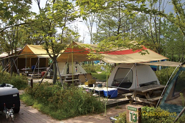 동키 캠핑 모임