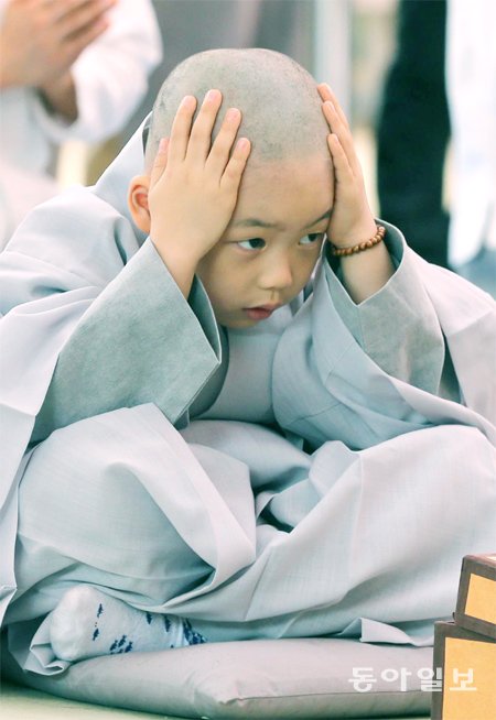 까까머리 이미지