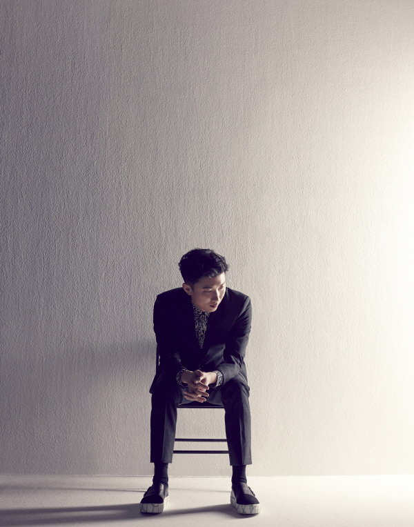 프라이머리 이미지
