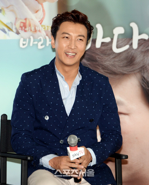 총각과바다 이미지
