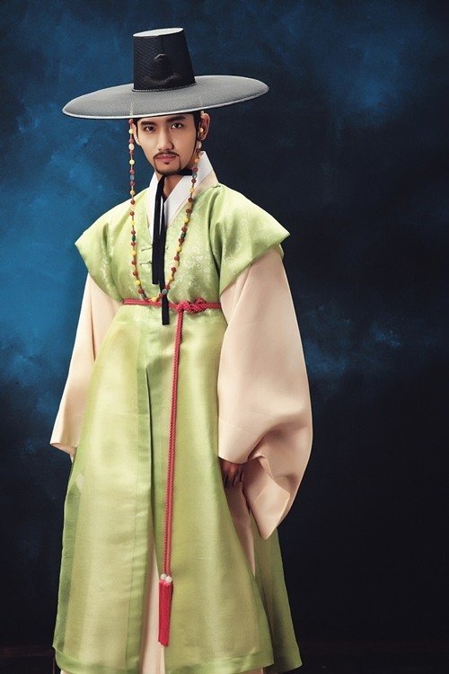 밤을 걷는 선비 이미지