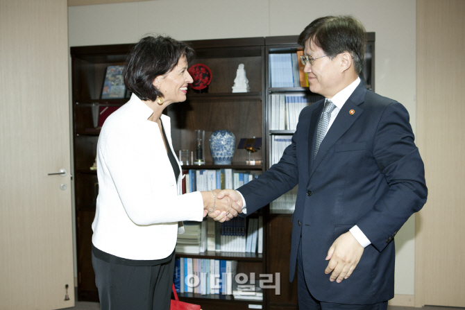 로이정보통신 이미지