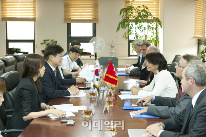 로이정보통신 이미지