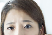 '여드름 흉터'의 종류와 제거 방법