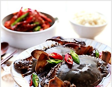 더 맛있게 밥상 위 간장게장 즐기기